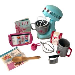 American Girl Grace's Baking Set (Battery Operated Mixer)